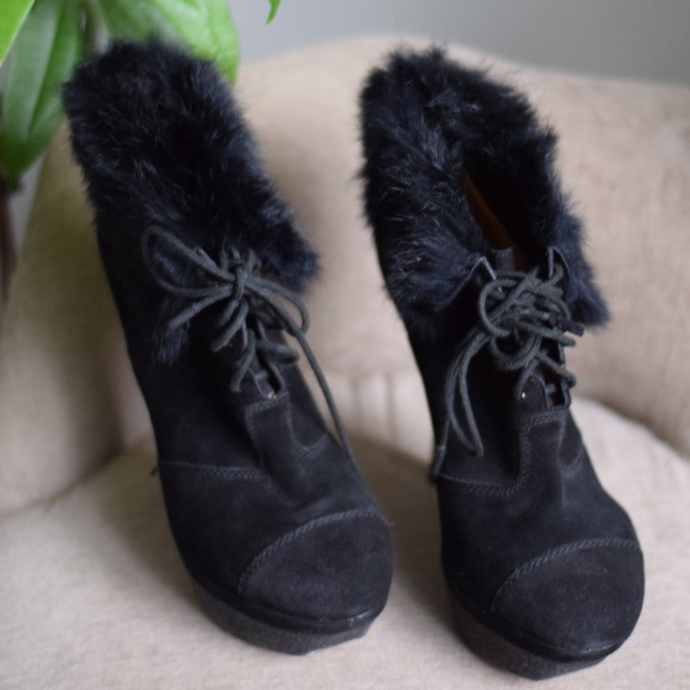 Pier Suede Booties with Rabbit Cuff - Picture 2 of 3